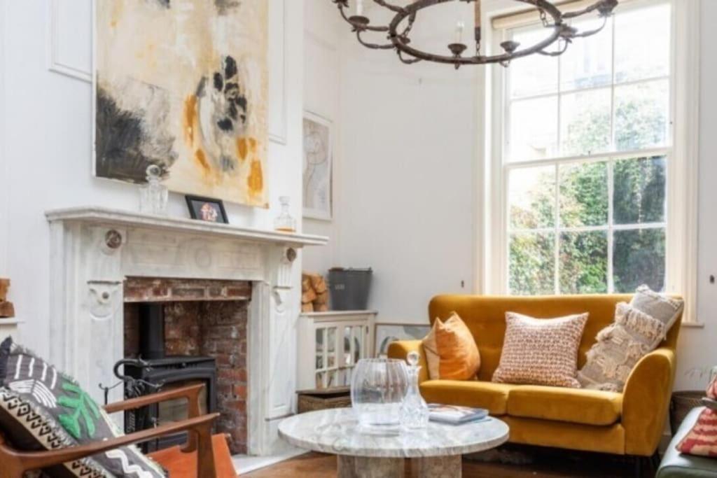 Gorgeous Grade Ii Listed Georgian House - Leafy Square Views - Casa vacanze *